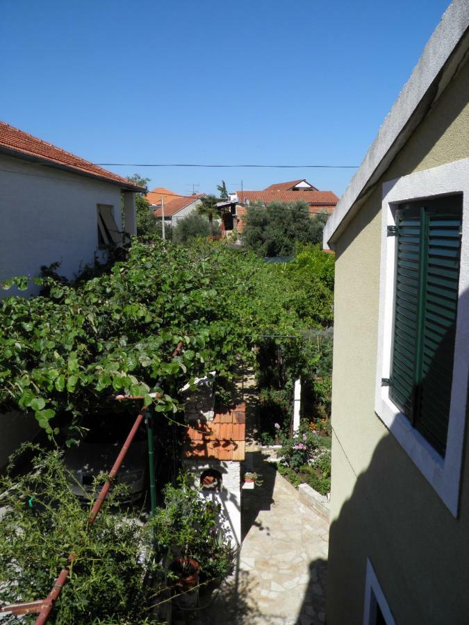 Apartman Mia Biograd Biograd Na Moru Exterior photo