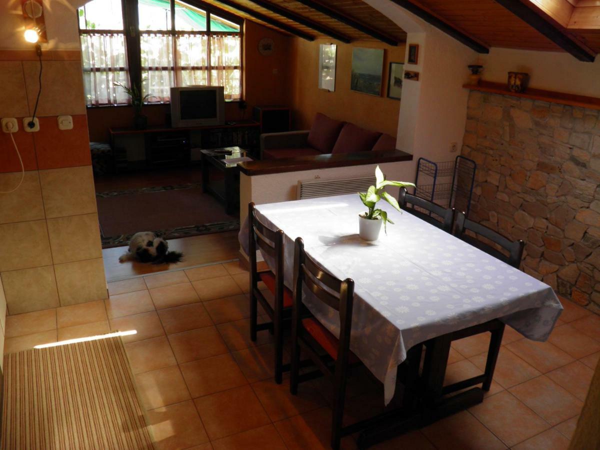 Apartman Mia Biograd Biograd Na Moru Exterior photo