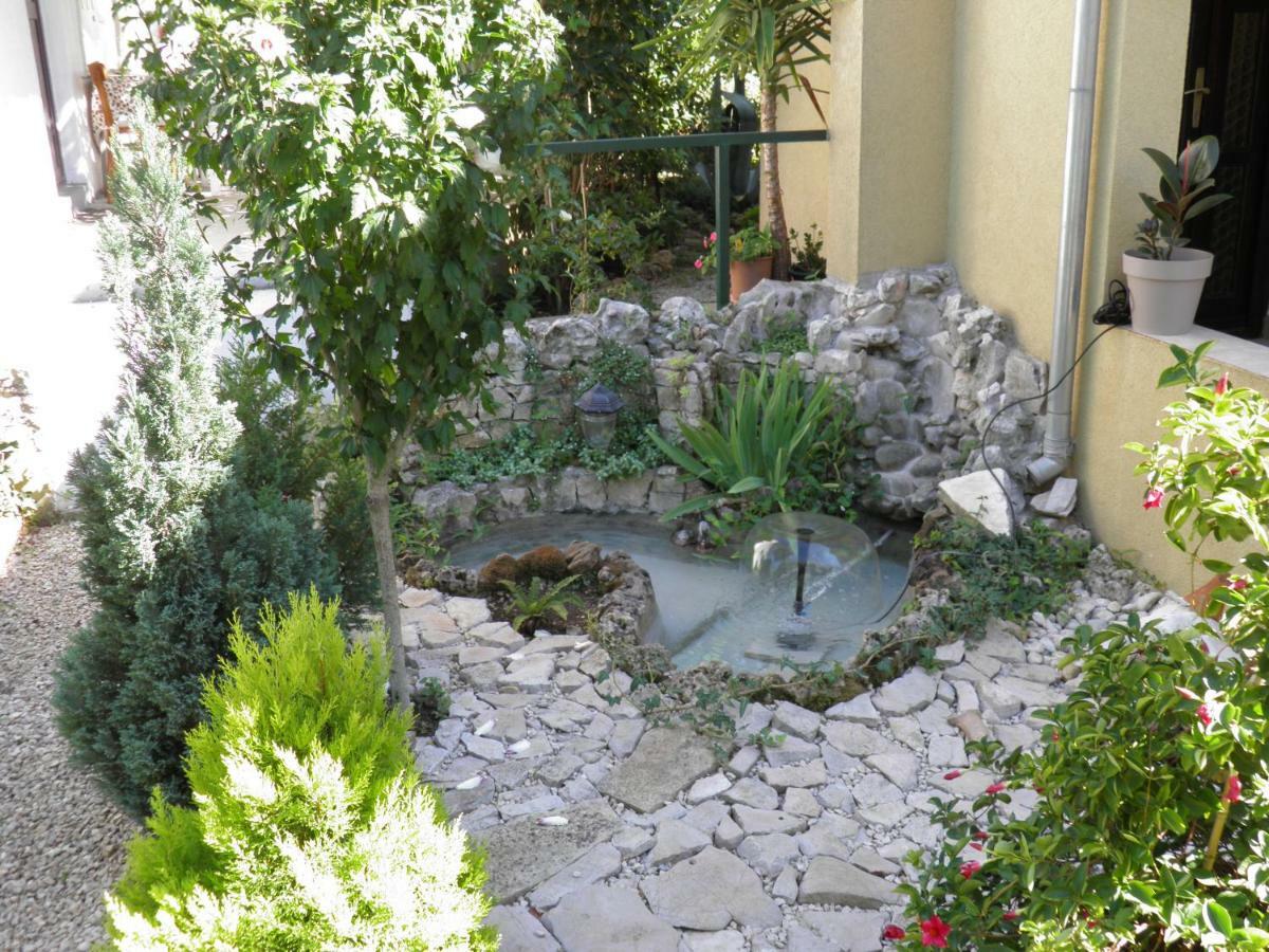 Apartman Mia Biograd Biograd Na Moru Exterior photo